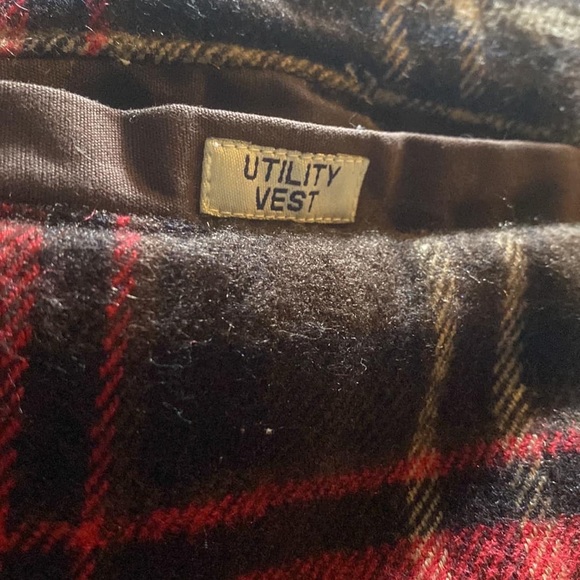 Men's Winter Vest - Picture 5 of 5